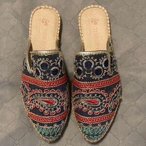Embroidered Women's Mules with Red and Blue Accents size 6.5
